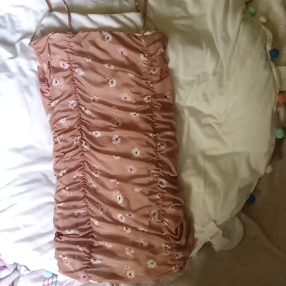 Liz & Sara size medium light brown flower ruffle dress - Picture 2 of 2